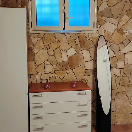 Nyaraló Sull'onda Di Buggerru